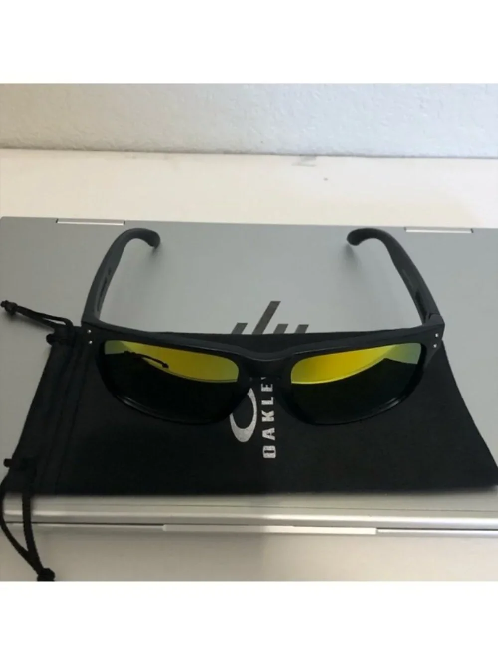 Holbrook Oakley Gold Reflective Lenses 9102 - Picture 7 of 7